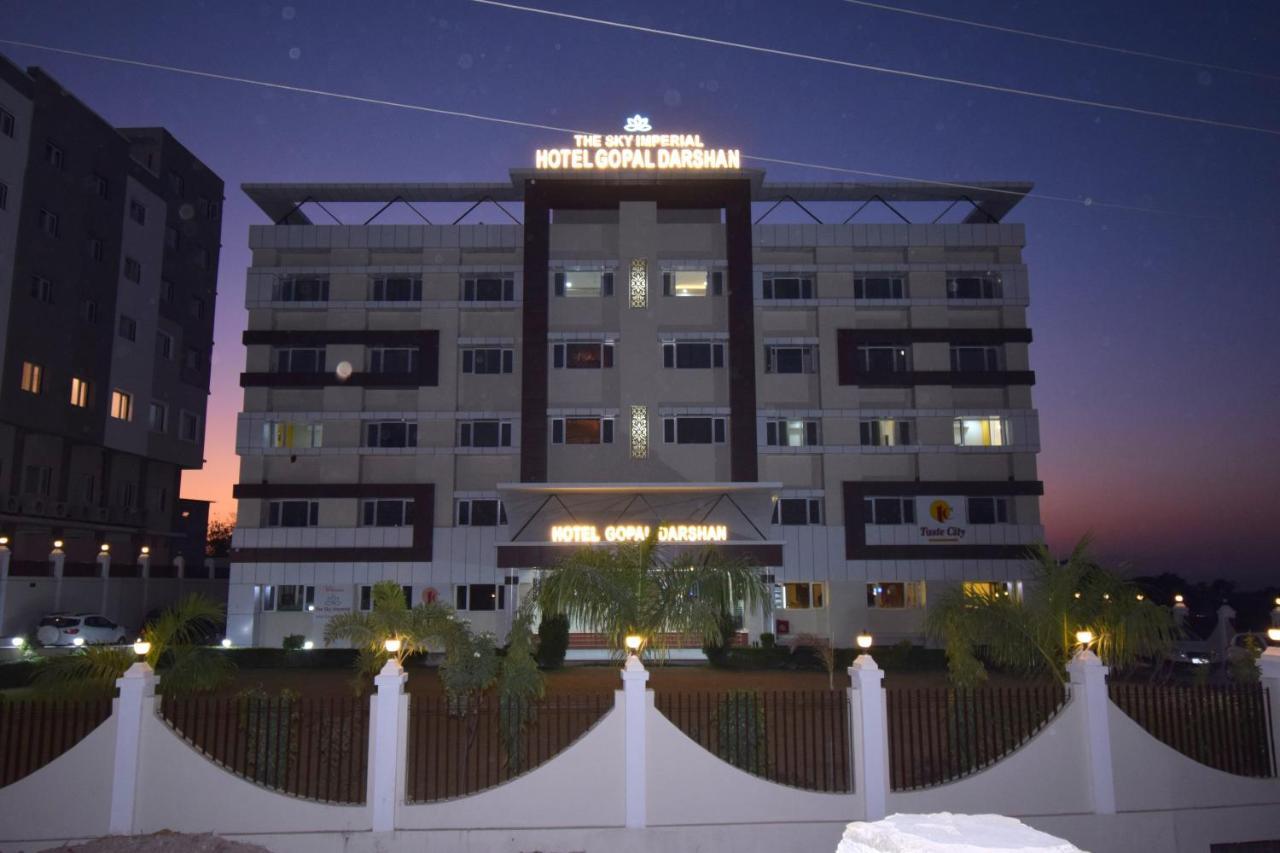The Sky Imperial- Hotel Gopal Darshan Nāthdwāra Exteriör bild